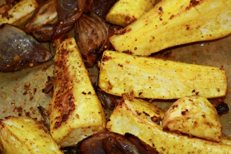 Roasted parsnips in spices